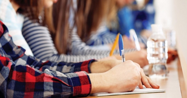 oersuasive essay topics